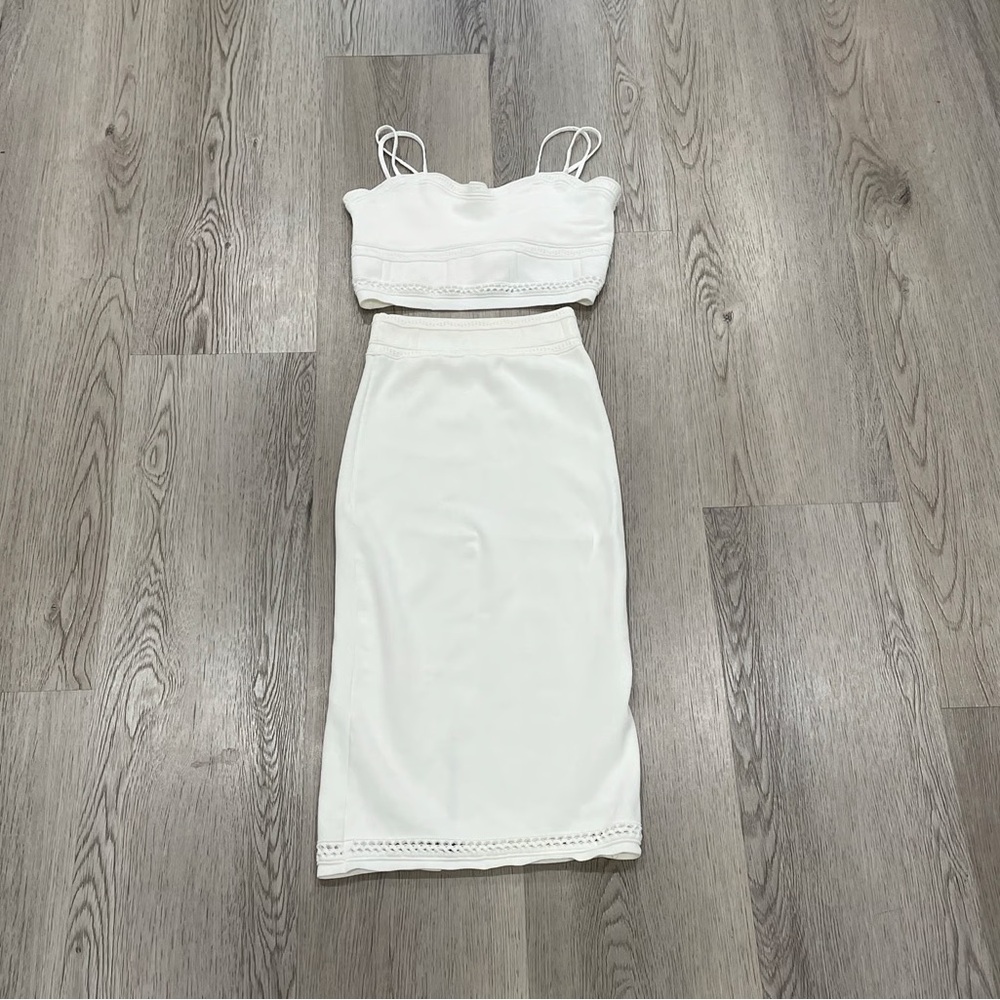 House of Harlow 1960 White Midi Dress